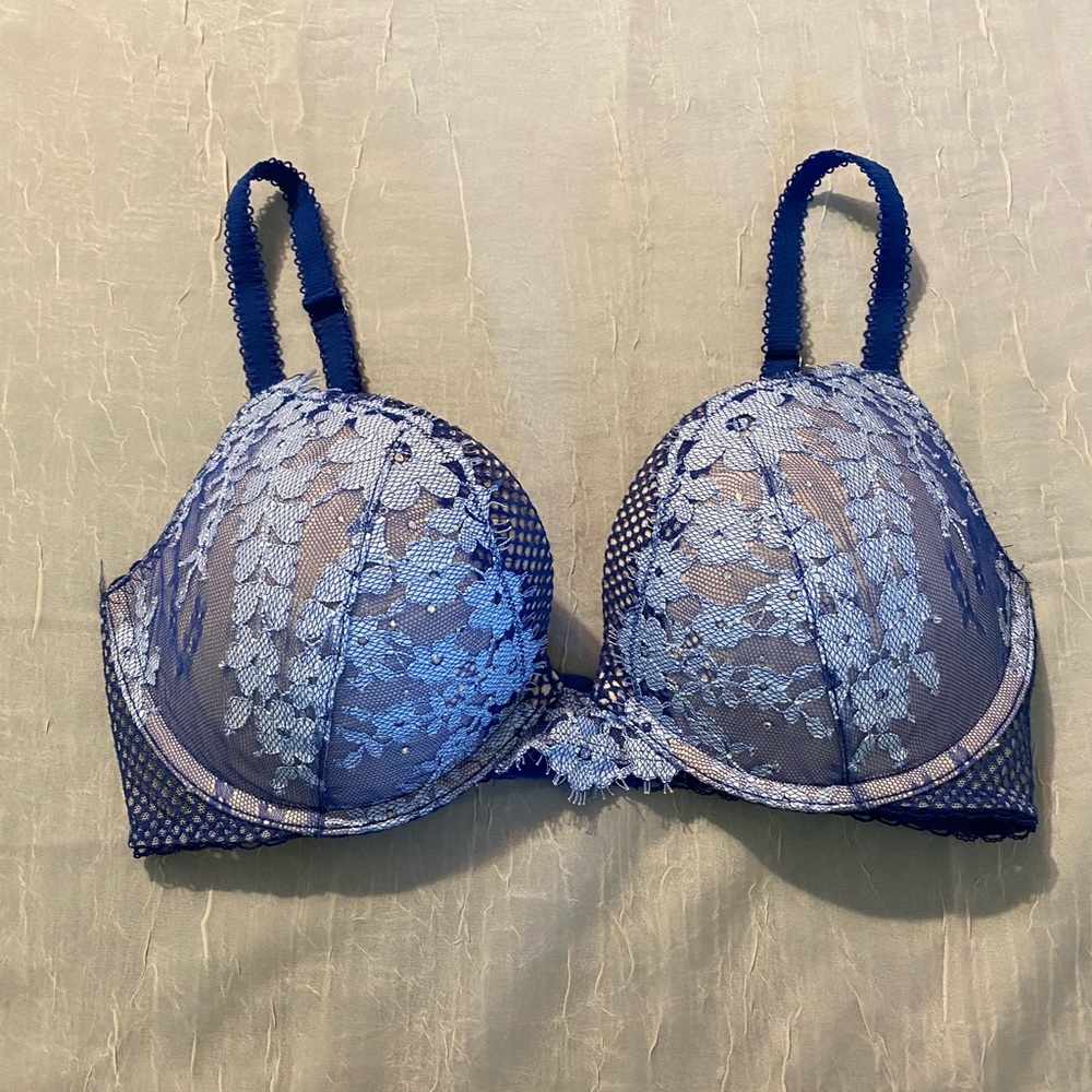 Victoria’s Secret Dream Angels Lace Push Up Bra